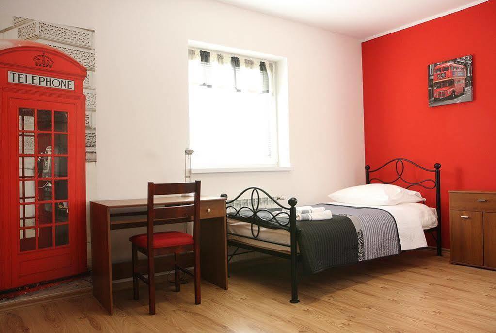 Leo Hostel 포즈난 외부 사진